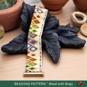 CROWNING GLORY: A Peyote Stitch Beaded Bracelet Pattern by Bead with Bugs