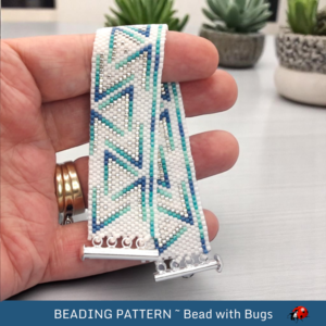 SHATTERED: A Peyote Stitch Beaded Bracelet Pattern by Bead with Bugs