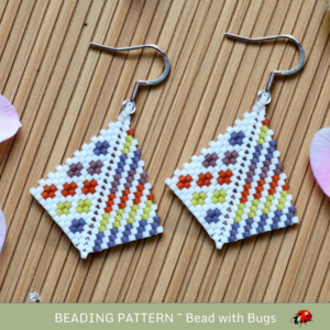 SUMMER FUN: Peyote Stitch Beaded Earring Pattern by Bead with Bugs