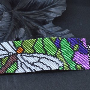 STAINED GLASS DRAGONFLY: A Peyote Stitch Beaded Bracelet Pattern by Bead with Bugs