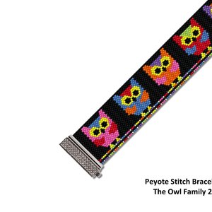THE OWL FAMILY: A Peyote Stitch Beaded Bracelet Pattern by Bead with Bugs
