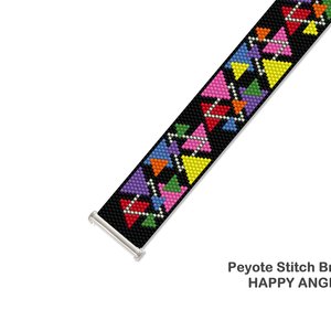 HAPPY ANGLES: A Peyote Stitch Beaded Bracelet Pattern by Bead with Bugs