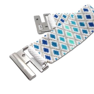 ICE ICE BABY: A Peyote Stitch Beaded Bracelet Pattern by Bead with Bugs