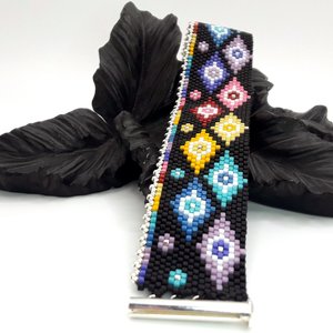 STARBURST:  A Peyote Stitch Beaded Bracelet Pattern by Bead with Bugs