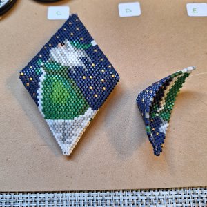 SANTA in the STARS: 3D Peyote Stitch Beaded Pod Pattern by Bead with Bugs