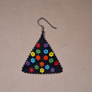 FLOWER POWER:  3D Peyote Stitch Beading Pattern by Bead with Bugs
