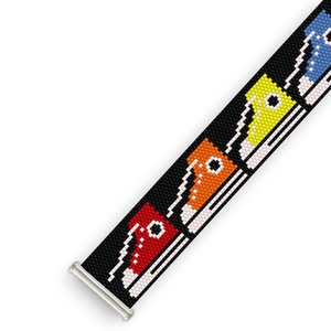 FUN LITTLE SNEAKERS: A Peyote Stitch Beaded Bracelet Pattern by Bead with Bugs