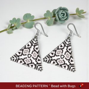 DARK MATTER : 3D Peyote Stitch Beading Pattern by Bead with Bugs