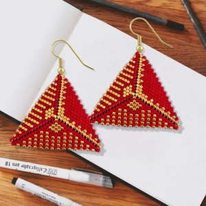 ELEGANCE: 3D Peyote Stitch Beading Pattern by Bead with Bugs