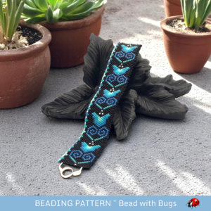 FANTASY GARDEN: A Peyote Stitch Beaded Bracelet Pattern by Bead with Bugs