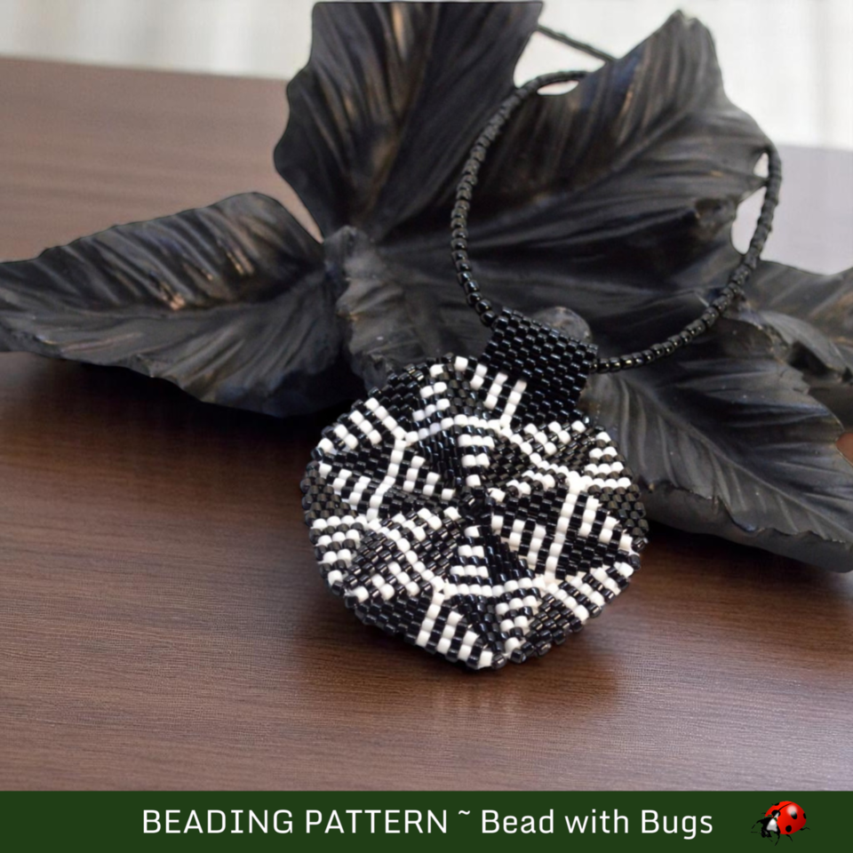BLACK AND WHITE:  3D Peyote Stitch Pendant Pattern by Bead with Bugs