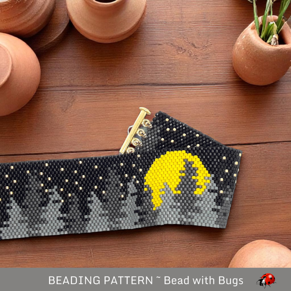 MOON RISE: A Peyote Stitch Beaded Bracelet Pattern by Bead with Bugs
