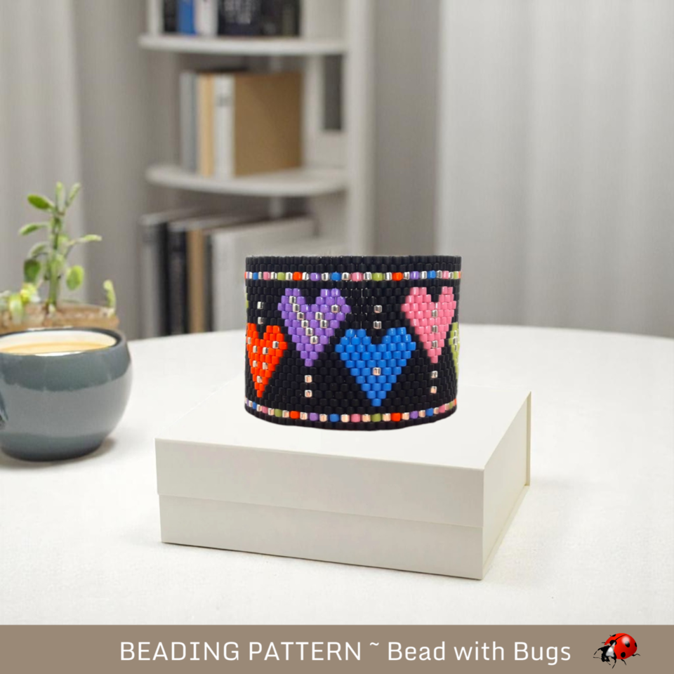 QUILTED HEARTS: Peyote Stitch Beaded Tea Light Cover Pattern by Bead with Bugs