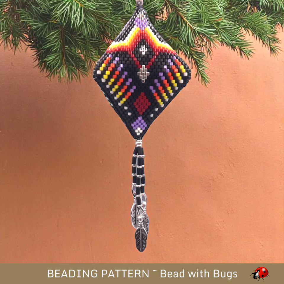 RAVEN SONG: 3D Peyote Stitch Beaded Pod Pattern by Bead with Bugs