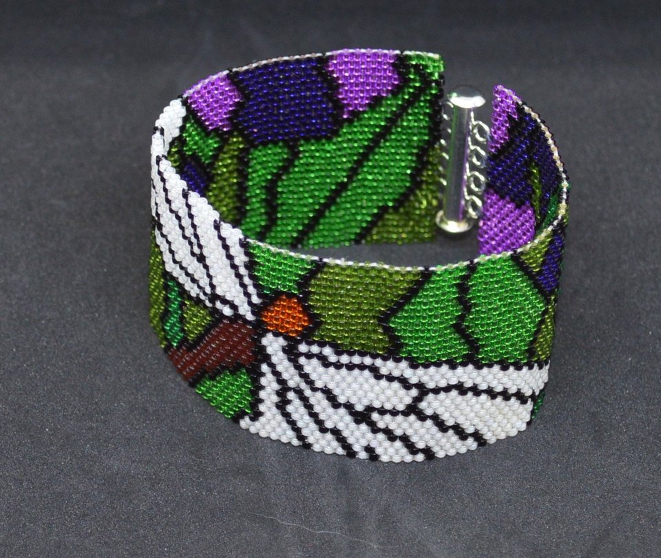 STAINED GLASS DRAGONFLY: A Peyote Stitch Beaded Bracelet Pattern by Bead with Bugs