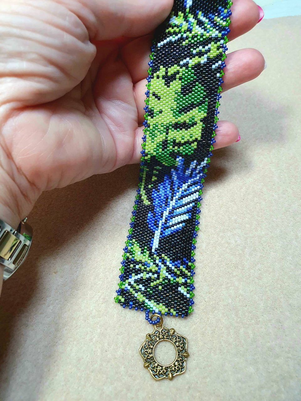 FRONDS: A Peyote Stitch Beaded Bracelet Pattern by Bead with Bugs