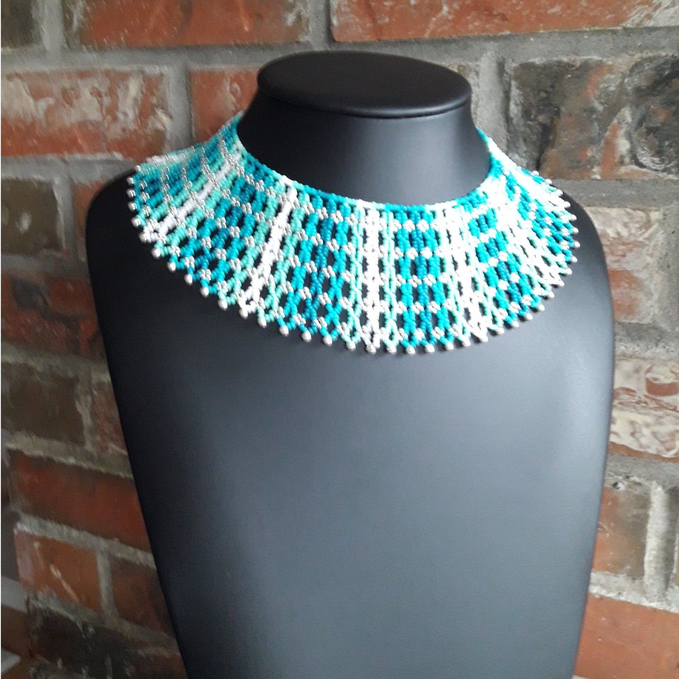 WATER FALL: Net Beaded Collar Necklace Pattern by Bead with Bugs