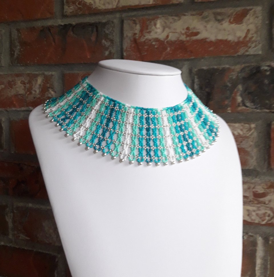 WATER FALL: Net Beaded Collar Necklace Pattern by Bead with Bugs