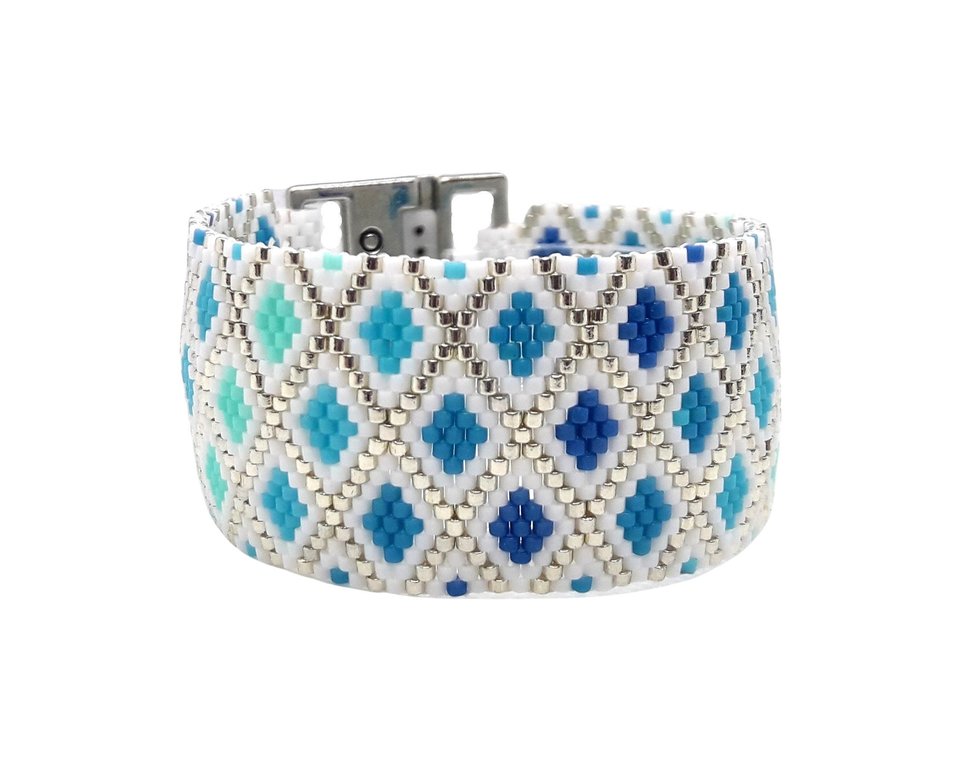 ICE ICE BABY: A Peyote Stitch Beaded Bracelet Pattern by Bead with Bugs