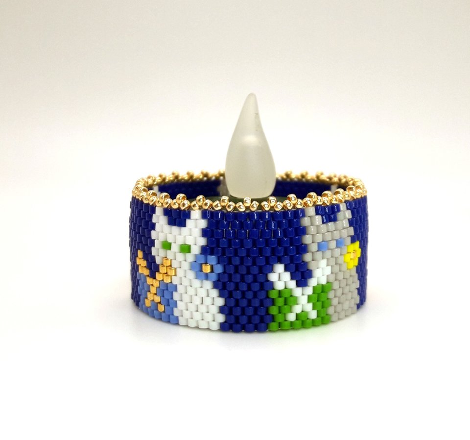 CHRISTMAS CATS: Peyote Stitch Beaded Tea Light Cover Pattern by Bead with Bugs