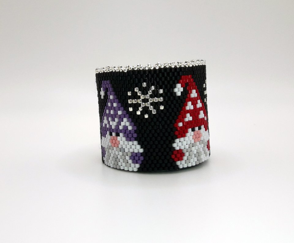 GNOMES: Peyote Stitch Beaded Tea Light Cover Pattern by Bead with Bugs