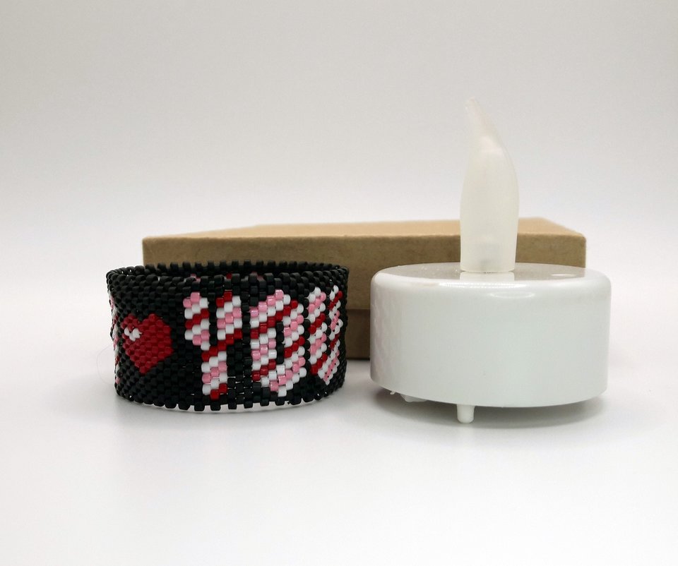 I LOVE YOU: Peyote Stitch Beaded Tea Light Cover Pattern by Bead with Bugs