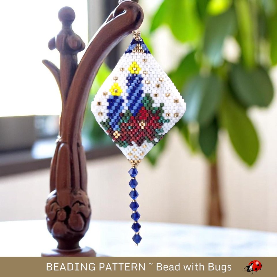 Glowing Blue Striped Christmas Candles Pattern - 3D Beaded Pod with Poinsettias