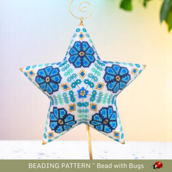FORGET-ME-NOT: 3D Beaded Peyote Star Pattern by Bead with Bugs