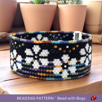 GOOD TO GROW: A Peyote Stitch Beaded Bracelet Pattern by Bead with Bugs