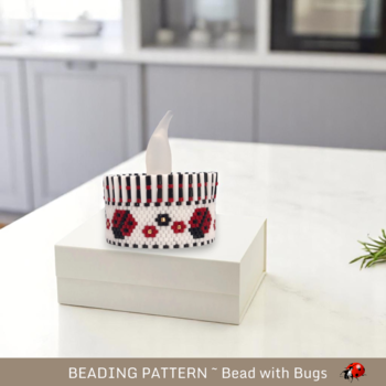 LADYBUGS: Peyote Stitch Beaded Tea Light Cover Pattern by Bead with Bugs