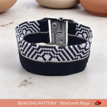 MIND BENDER:  A Peyote Stitch Beaded Bracelet Pattern by Bead with Bugs