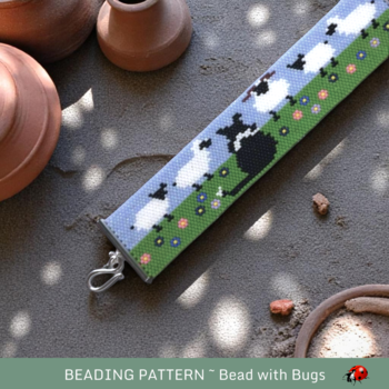 ON GUARD: A Peyote Stitch Beaded Bracelet Pattern by Bead with Bugs