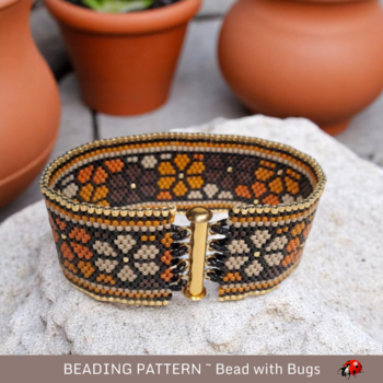 AUTUMNAL VIBRATION: A Peyote Stitch Beaded Bracelet Pattern by Bead with Bugs