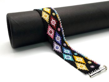 STARBURST:  A Peyote Stitch Beaded Bracelet Pattern by Bead with Bugs