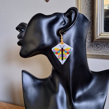 FLOWER BUTTERFLY: Peyote Stitch Earring Pattern by Bead with Bugs