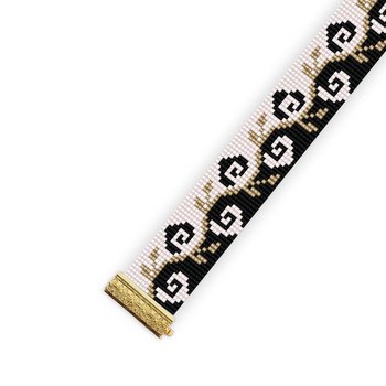 CLIMBING ROSES:  A Loom Beaded Bracelet Pattern by Bead with Bugs