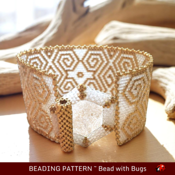 RICH GOLD: A Peyote Stitch Beaded Bracelet Pattern by Bead with Bugs
